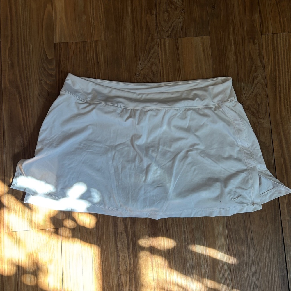 Nike Women's Classic White Mini Skort